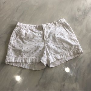 Gap white eyelet shorts size 2 Euc